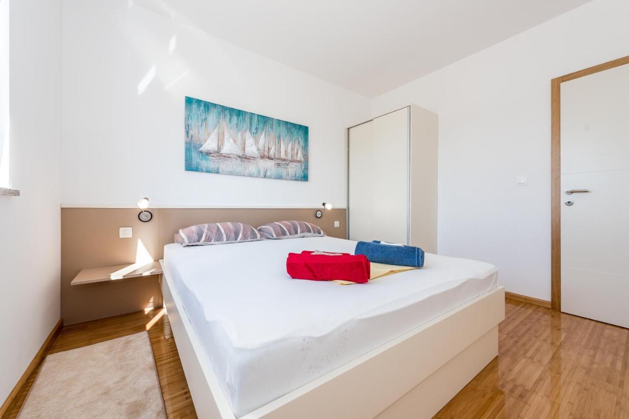 Villa Jadrija Beach Šibenik Exteriör bild